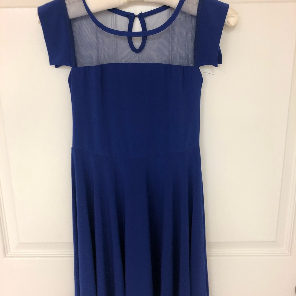 Un Deux Trois Girls Size 10 Royal Blue color.  Party Dress